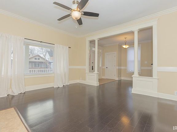 5th image of 606 E Gum St