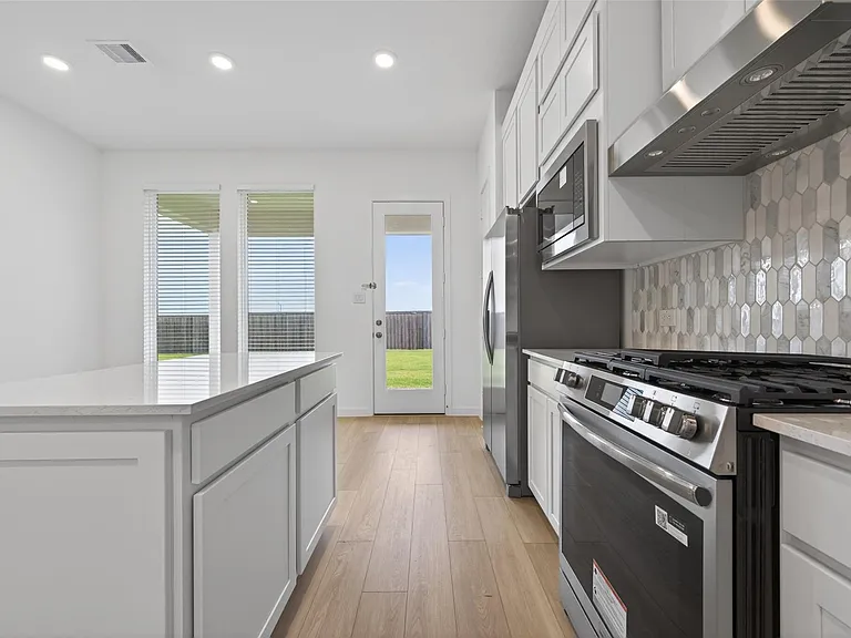 16315 Mesquite Field Dr — Photo 7