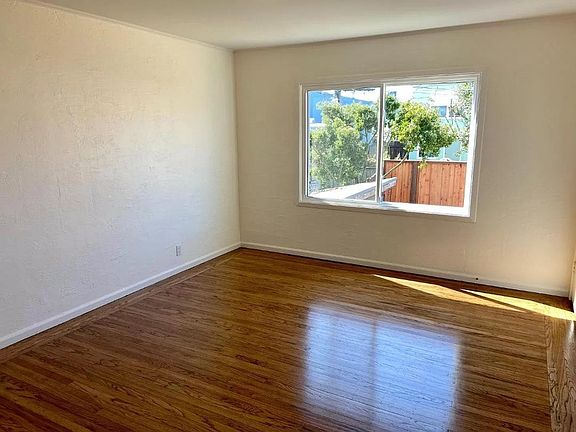 5th image of 77 Glenwood Ave
