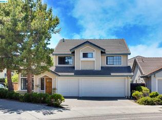 1 Ross Rd, Alameda, CA 94502