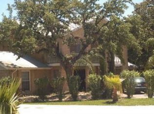 214 Chattington Ct, Castle Hills, TX 78213