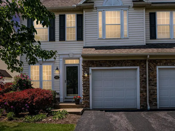 162 Scenery Ct #22, State College, PA 16801