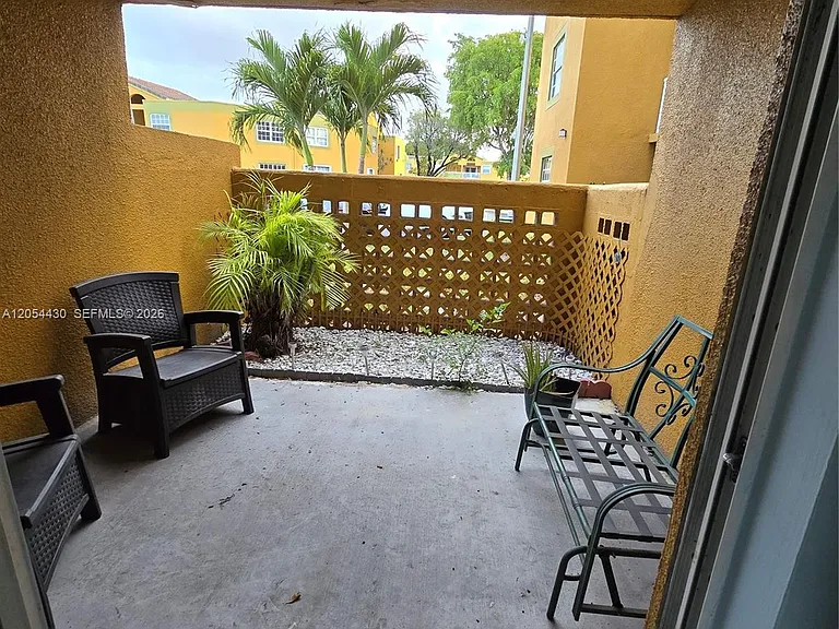 9731 Fontainebleau Blvd #F114 — Photo 13