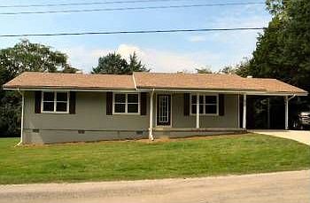 1st image of 38 Menominee Dr