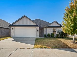 6281 W Limerick Way, Fayetteville, AR 72704