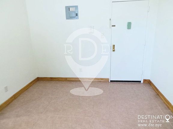 4th image of 1325 Pacific St APT 9