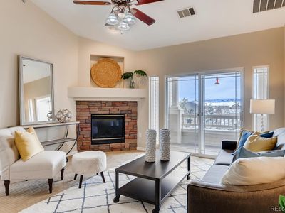 8369 S Independence Cir UNIT 304, Littleton, CO, 80128