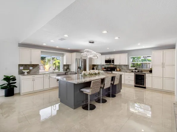 17634 Lake Park Road, Boca Raton, FL 33487