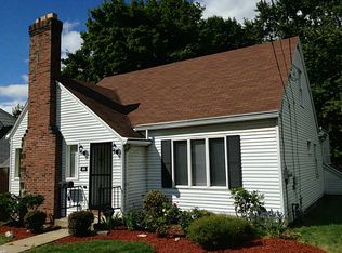 366 White Ave, Sharon, PA
