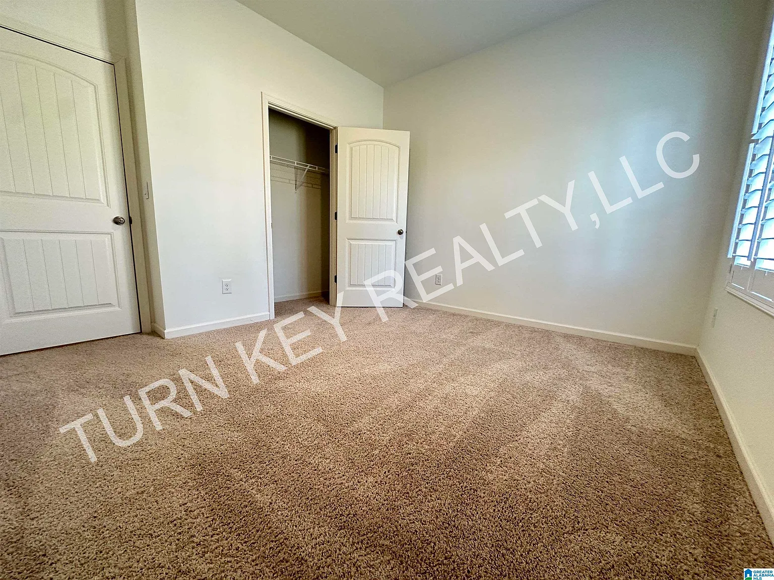 5 bed, 3.0 bath, $2,200 — Photo 3