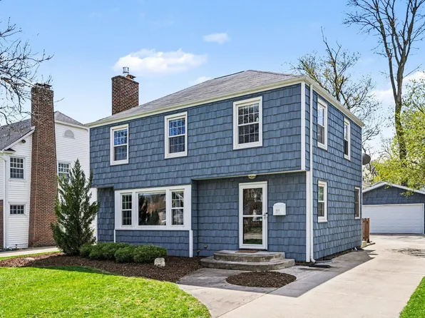 1614 Cedar St, South Bend, IN 46617