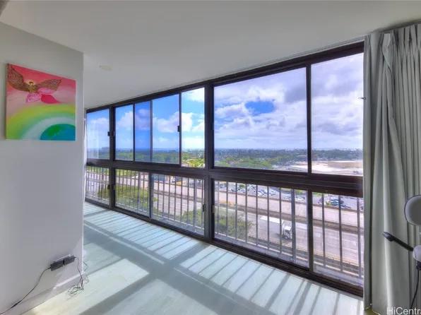 4300 Waialae Ave APT B1005, Honolulu, HI 96816