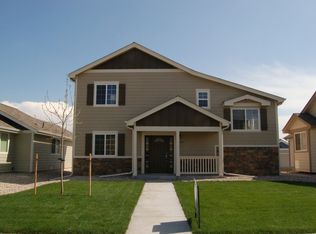 1911 E 11th St, Loveland, CO 80537