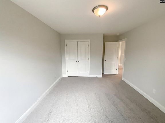 4th image of 159 Hadleigh Dr