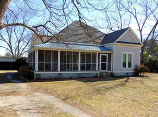 202 Old Perry Rd, Marshallville, GA 31057