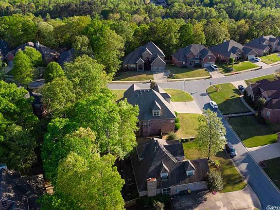 3rd image of 2918 Woodsgate Dr