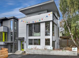 2527 30th Ave S UNIT A, Seattle, WA 98144