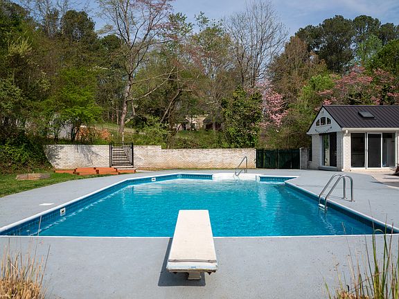 5th image of 5503 Barrington Country Cir