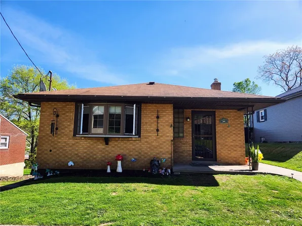 482 Walnut St, Springdale, PA 15144