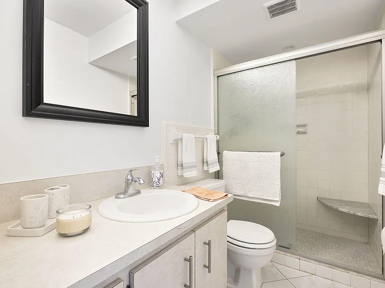 755 Saturn St #F201 — Photo 14