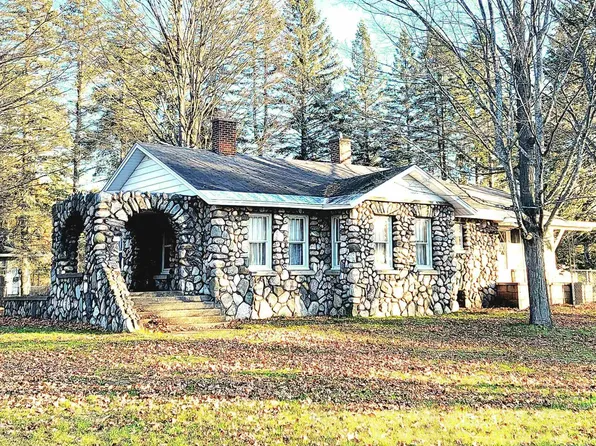 202 E Michigan St, Mancelona, MI 49659