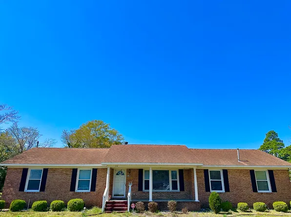 639 N College Rd, Wilmington, NC 28405