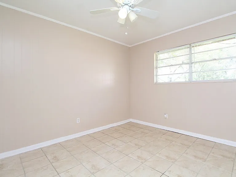 6620 Applegate St — Photo 9