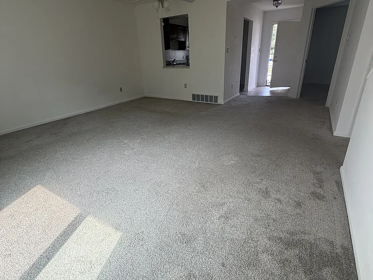 510 Grant Dr #1 — Photo 6