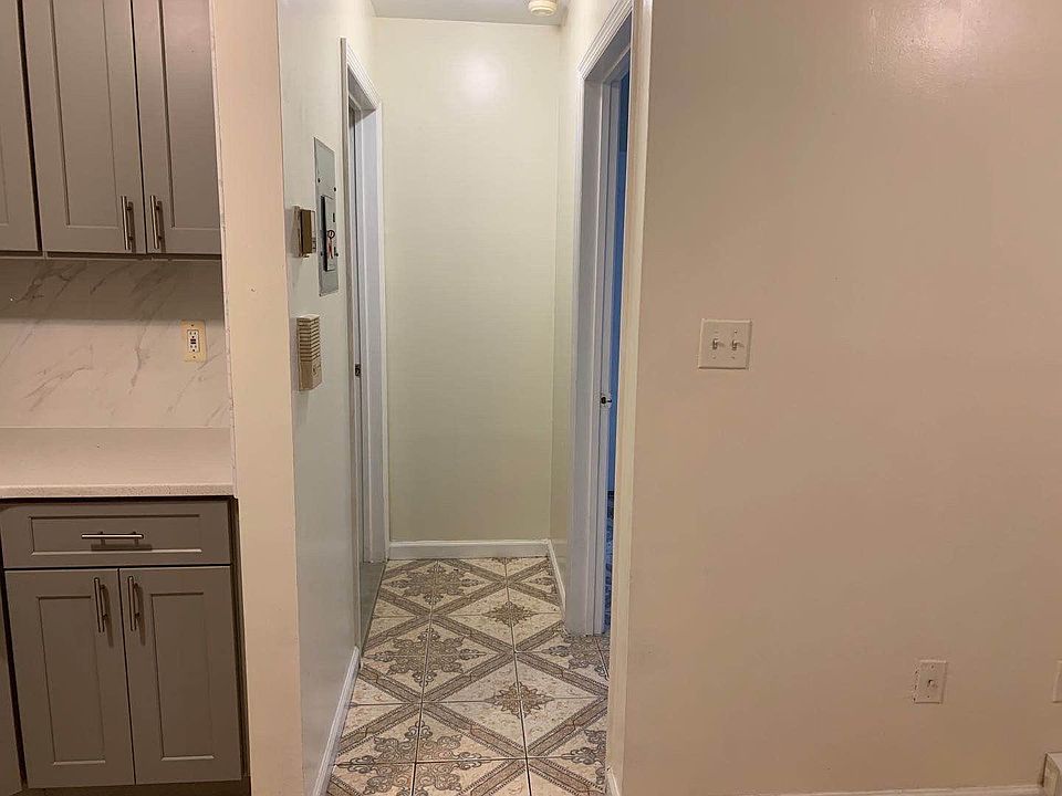 2nd image of 4307 Union St #2F