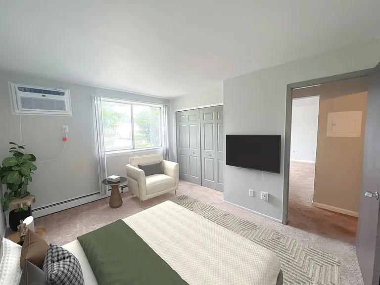 Stacey Ann Apartments — Photo 7