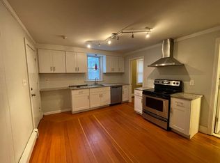 93 1st St APT 4, East Providence, RI 02914