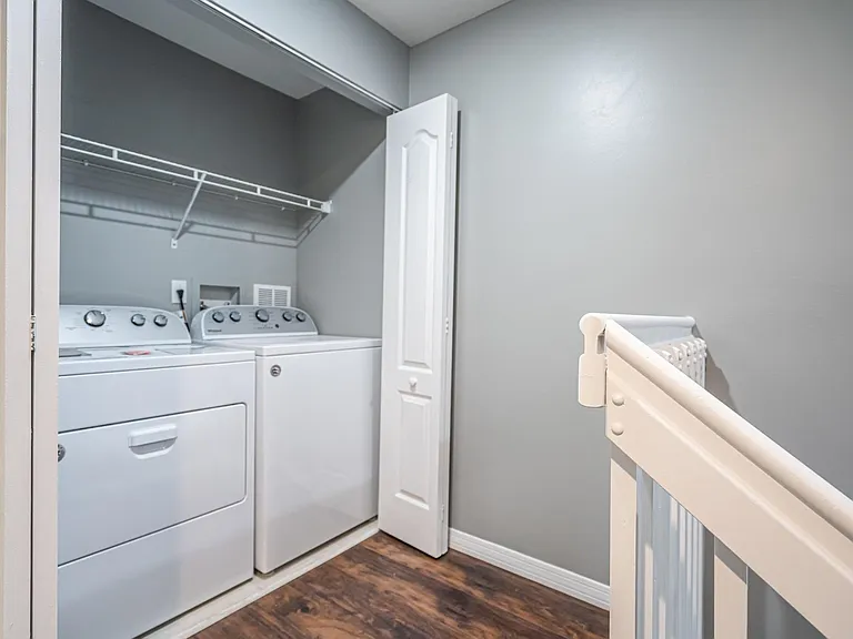 460 Rainbow Springs Ter — Photo 14