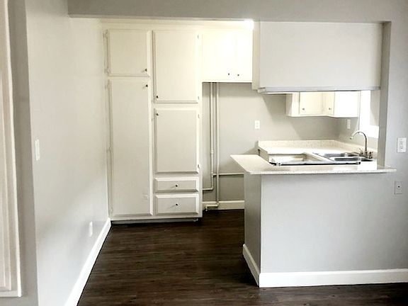 4th image of 15357 Bellflower Blvd #23