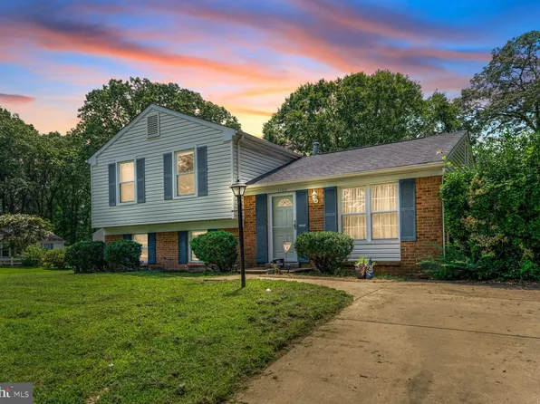 1102 Bannister Cir, Waldorf, MD 20602