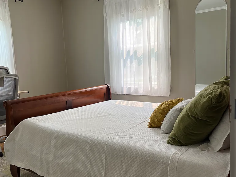 204 Louise Ave #5/6 — Photo 3