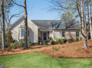 3291 Coachmans Way NE, Roswell, GA 30075