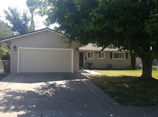 9355 Los Torres Dr, Elk Grove, CA 95624