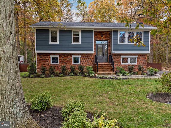 3rd image of 1011 Chesapeake Dr