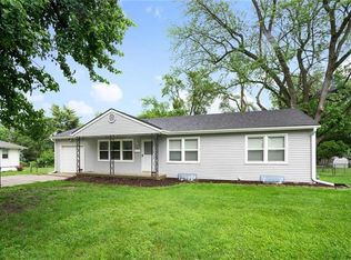 7621 Appleton Ave, Raytown, MO 64138