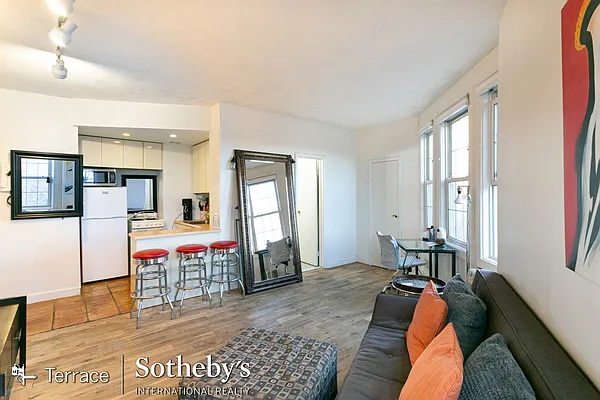 Rented by Terrace Sotheby's International Realty | media 38