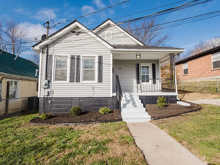 245 Evansdale Ave — Photo 1