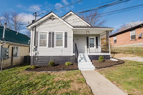 245 Evansdale Ave Photo 1