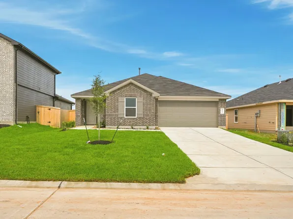 40534 Clover Willow Dr, Magnolia, TX 77354