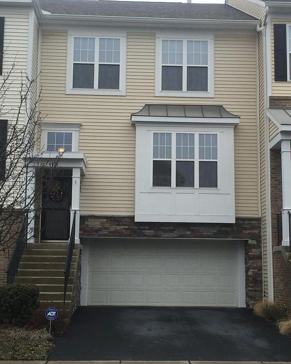 1st image of 4126 Kinnia Dr