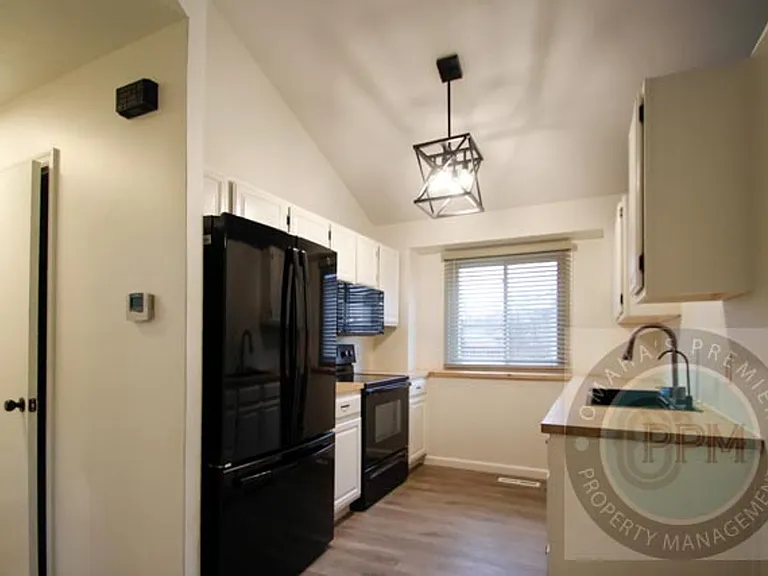 7106 S 145th St — Photo 8