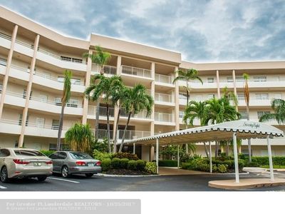 3960 Oaks Clubhouse Dr APT 206, Pompano Beach, FL, 33069