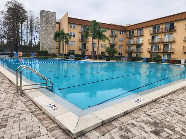 5820 N Church Ave Unit 311, Tampa, FL 33614