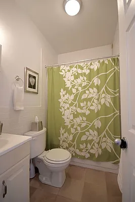 Rented by KYLM, LLC | media 8