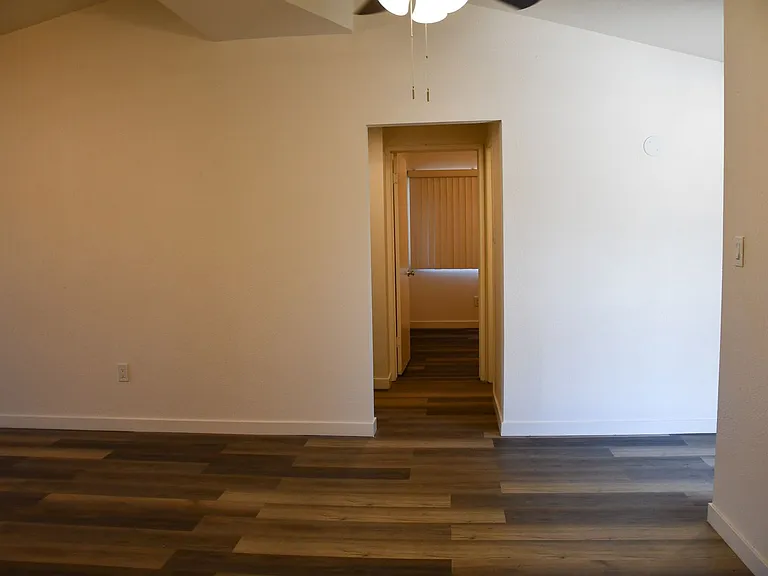 6501 Tillamook Ave — Photo 9