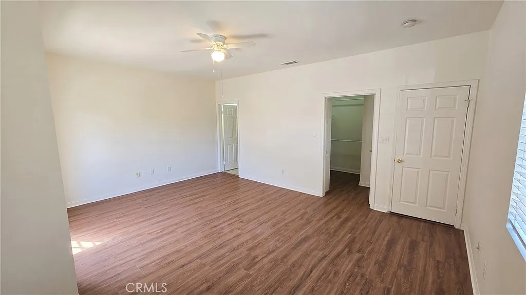 5 bed, 1600 sqft, $4,200 — Photo 3